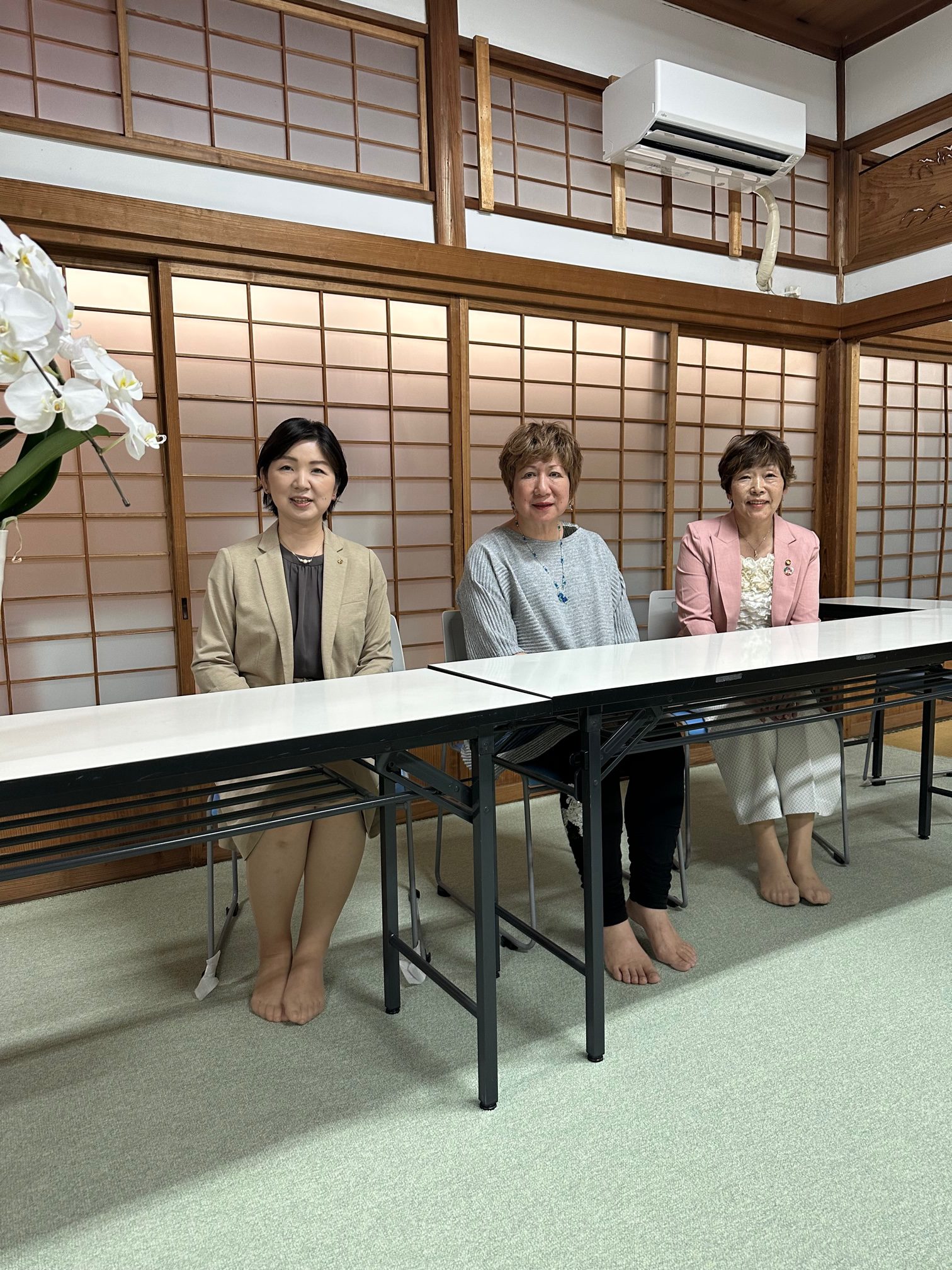 福岡県助産師会訪問、県への要望について意見交換